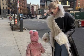 Everywhere I Look, Fashion People Are Wearing This Chic Coat Trend With Jeans