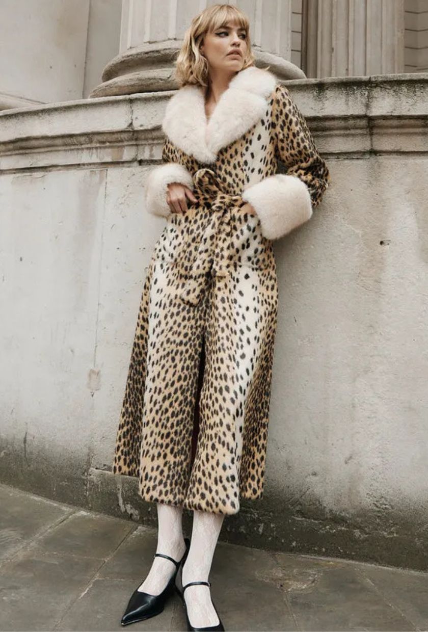Queens of archive, Priscilla Leopard Coat