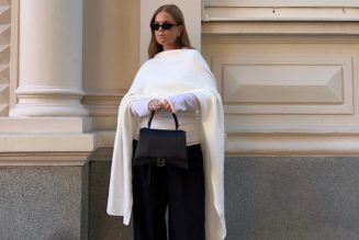 I Know You Have Classic Taste If You're Carrying This Elegant Handbag Style