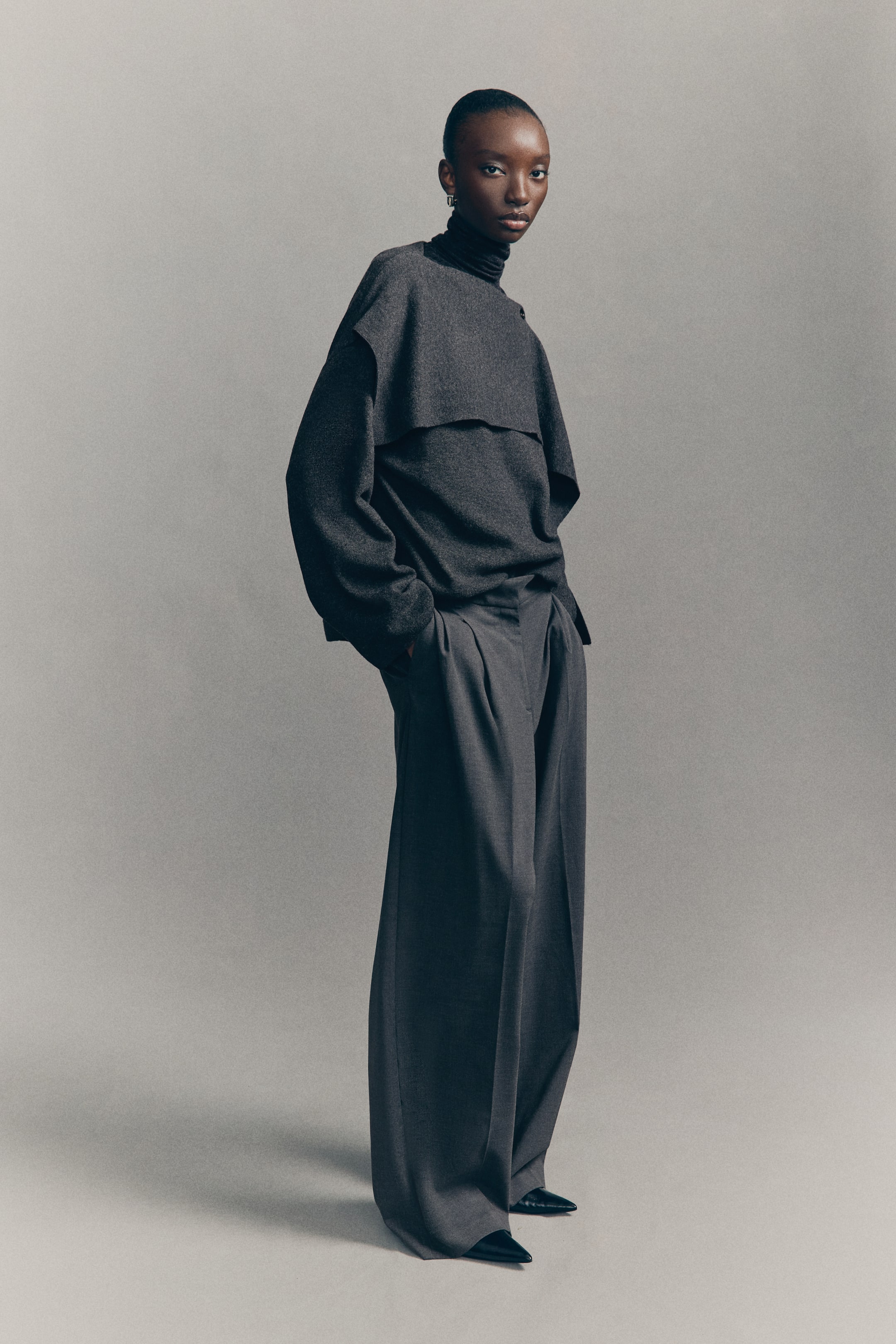 Wide-Leg Dress Pants - Black