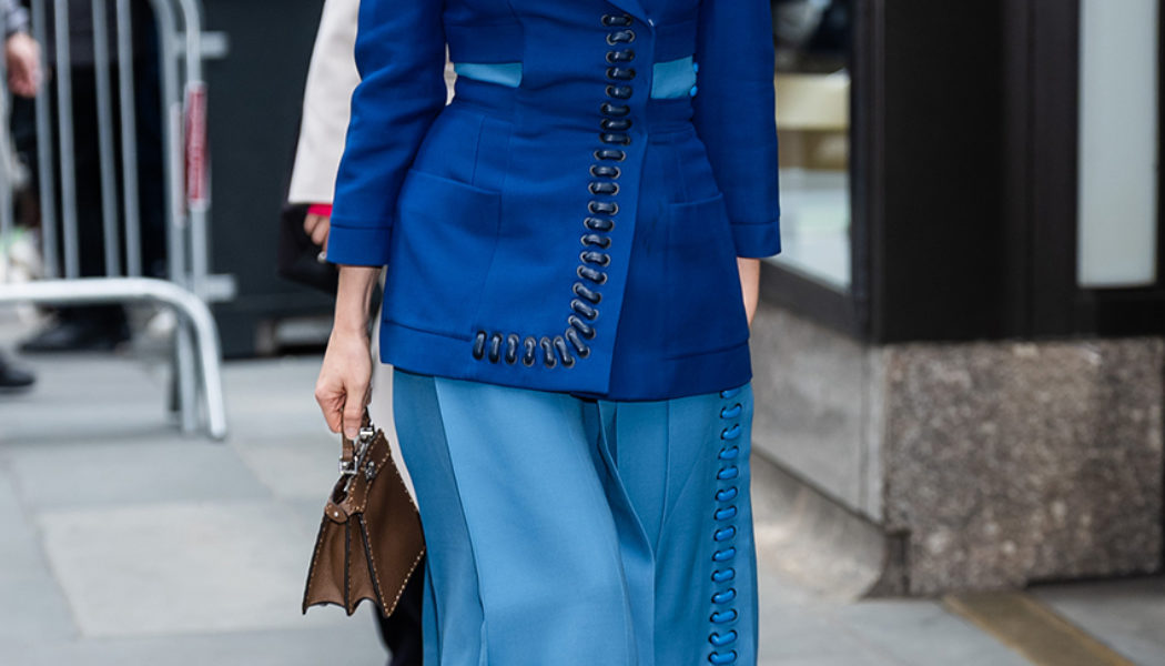 If the Choice Is Between Black Pumps and This Trendier Color, It Girls Know the Latter Looks Cooler