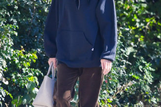 It's Official: This Is the Specific Pant Trend and Color People Will Wear Instead of Jeans This Winter