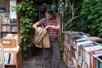 Not all Shoes Go With Chocolate Brown Jeans, But These 5 Styles Definitely Do