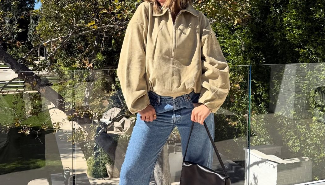 Not Brown, Not Black—This Surprising Shoe Colour Trend Makes Jeans Look Their Classiest