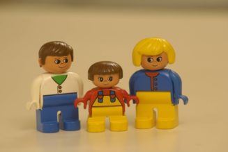 Selbstfürsorge als Geschäftsmodell: Kinderlose Influencerinnen spalten das Netz