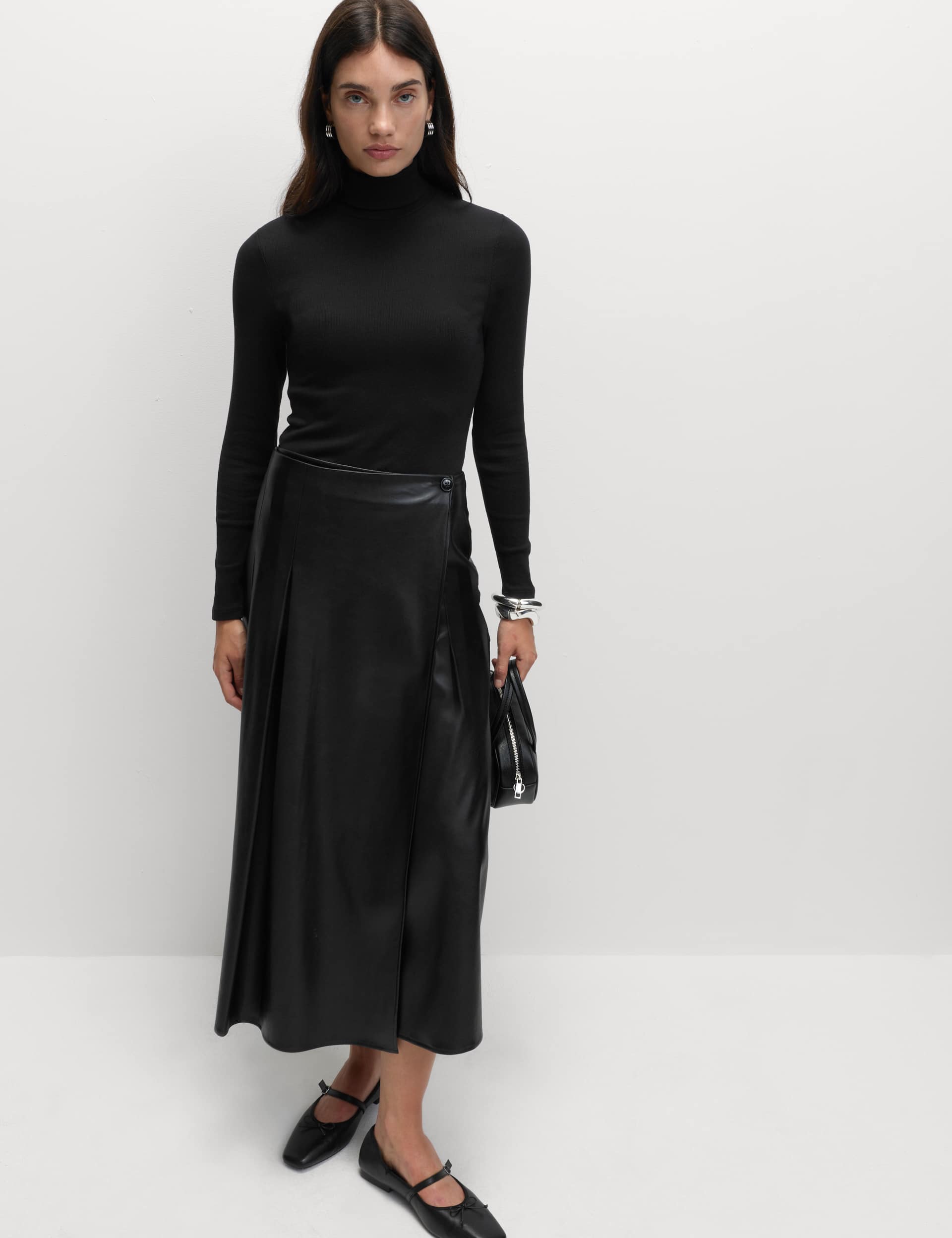 Cotton Rich Ribbed Funnel Neck Top