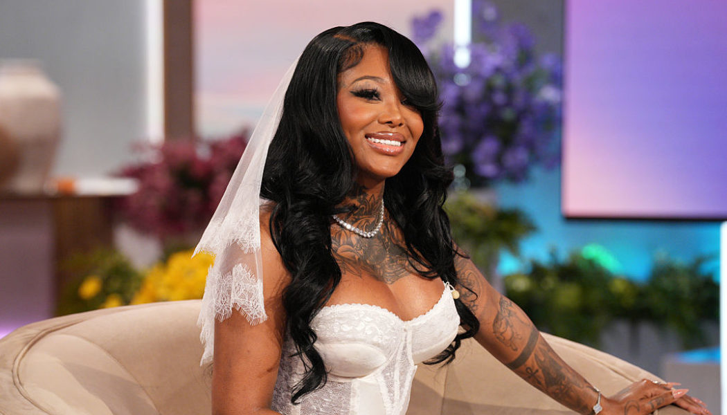 Summer Walker Blesses The Streets With Her New Album, 'Finally Over It'