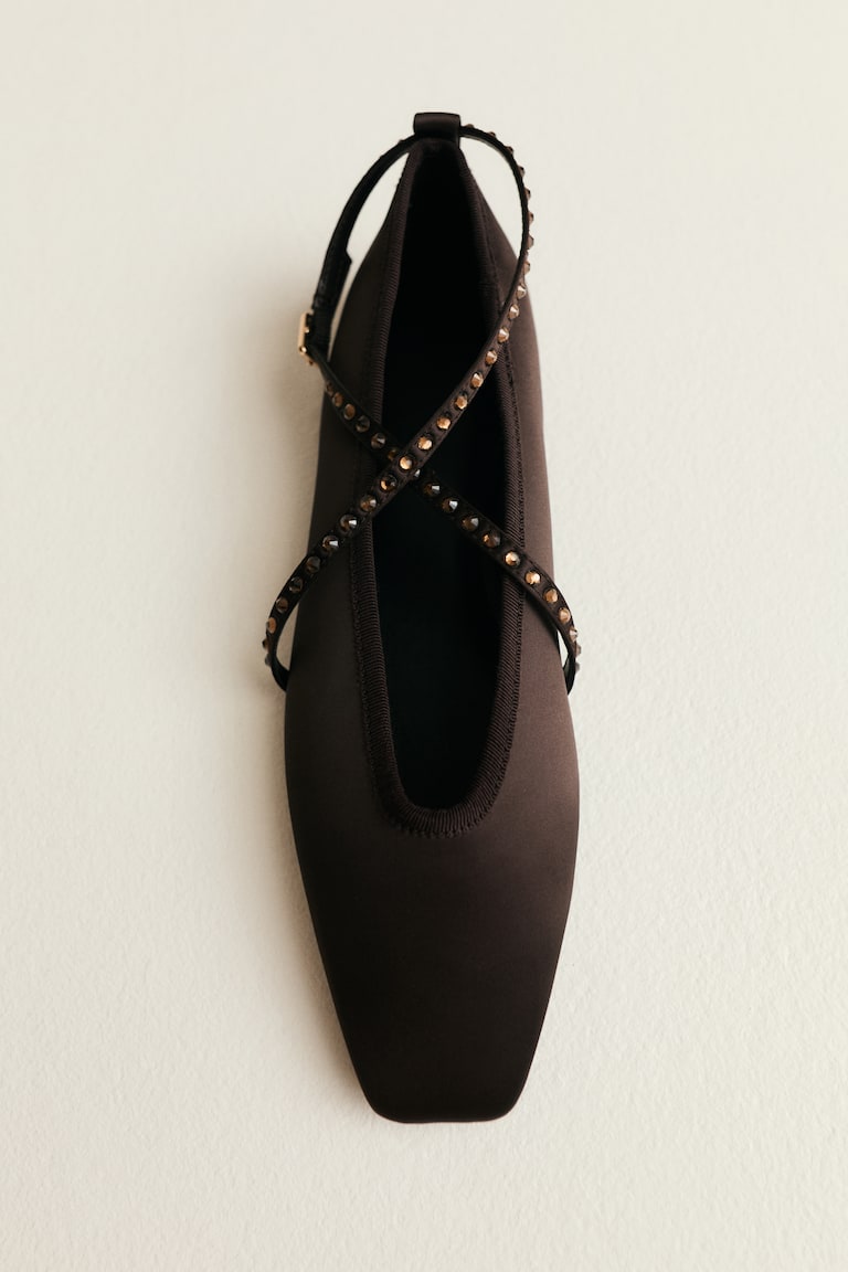 Square-Toe Ballet Flats