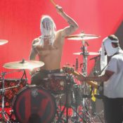 Twenty One Pilots Perform "Seven Nation Army" in Honor of The White Stripes at Rock and Roll Hall of Fame