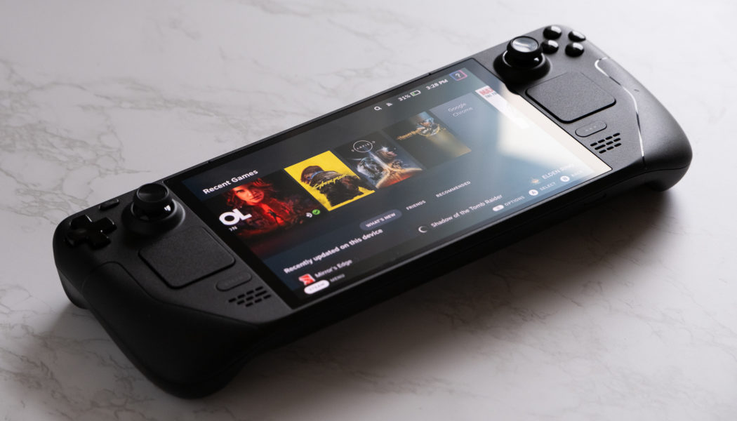 Valve will finally turn off the Steam Deck’s screen while it’s downloading games