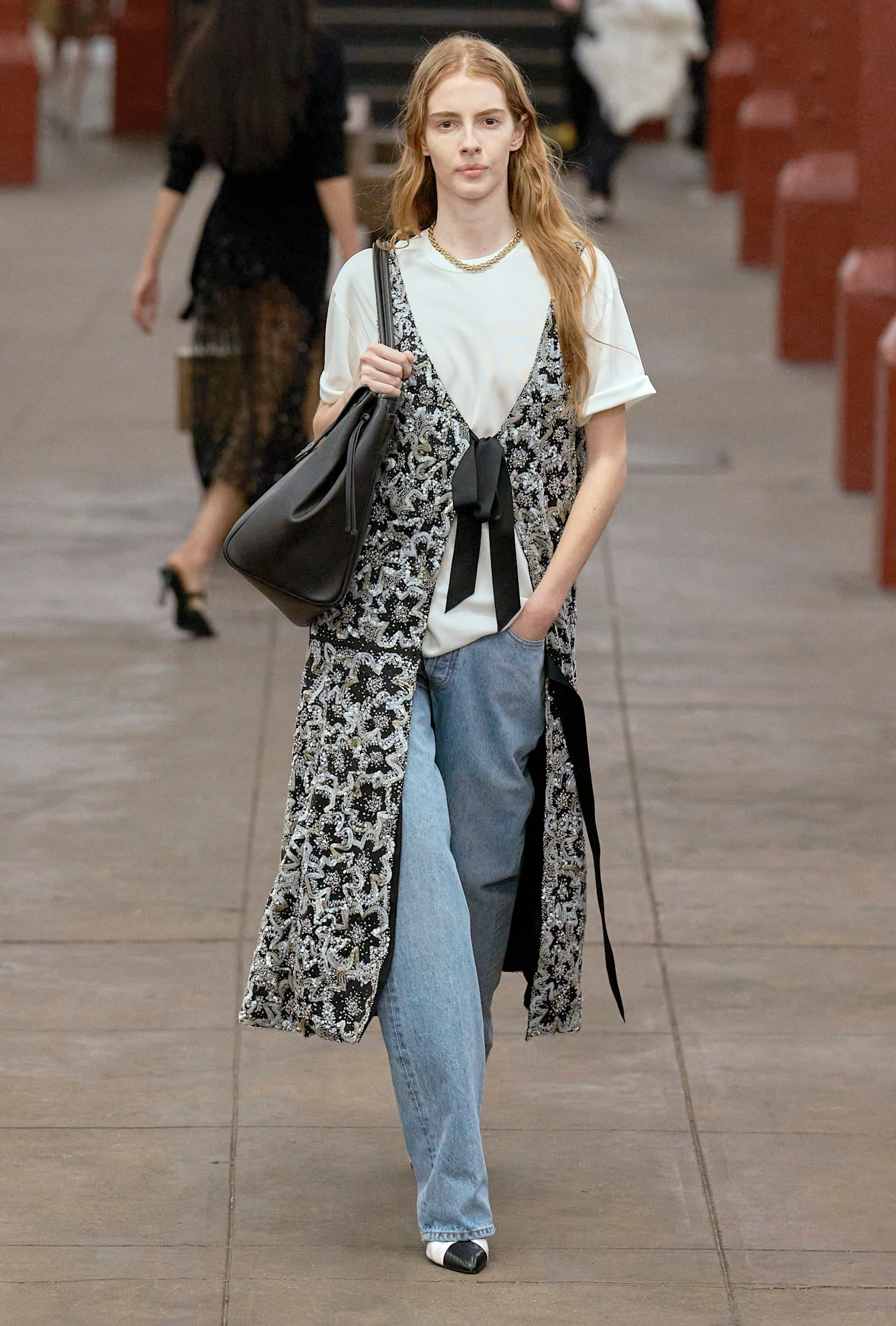 Chanel Metiers d&amp;rsquo;Art 2026 Show in NYC, elegant basics