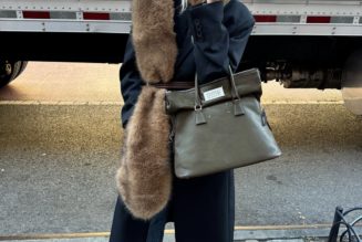 6 Winter Accessories That Immediately Exude Wealth