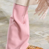 7 Elevated Leather-Trainer Outfits to Wear in 2026