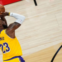 A Selfless Pass Ends One Of The Greatest Records In NBA History