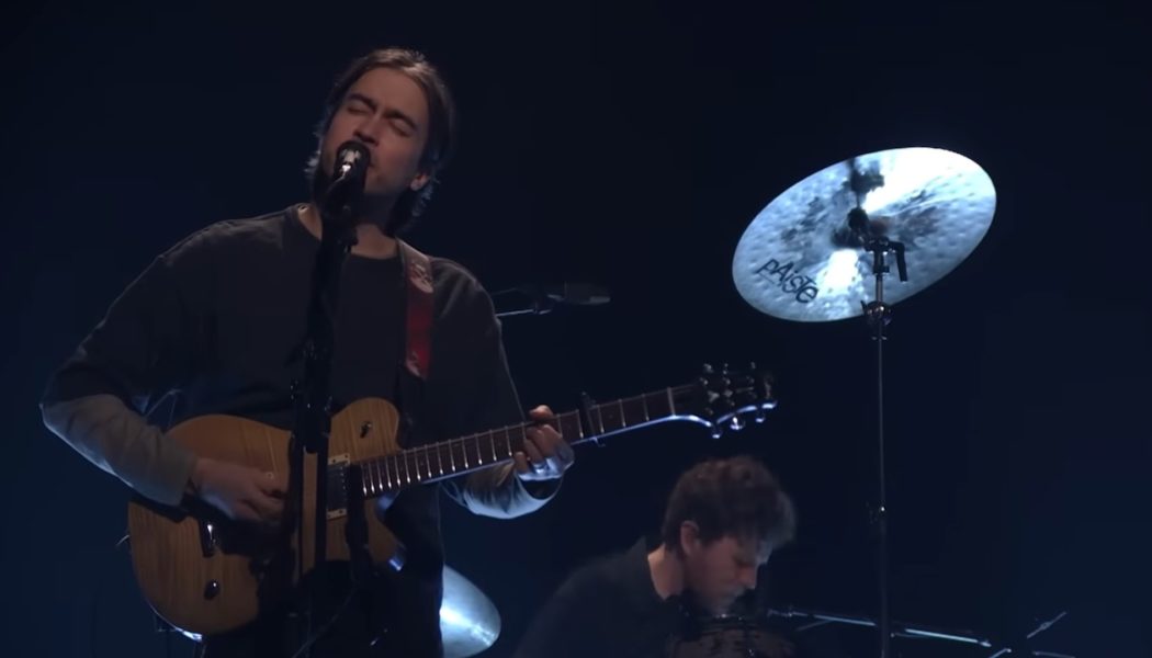 Alex G Performs "June Guitar" on Fallon