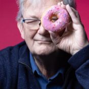 British Photographer Martin Parr Dies at 73