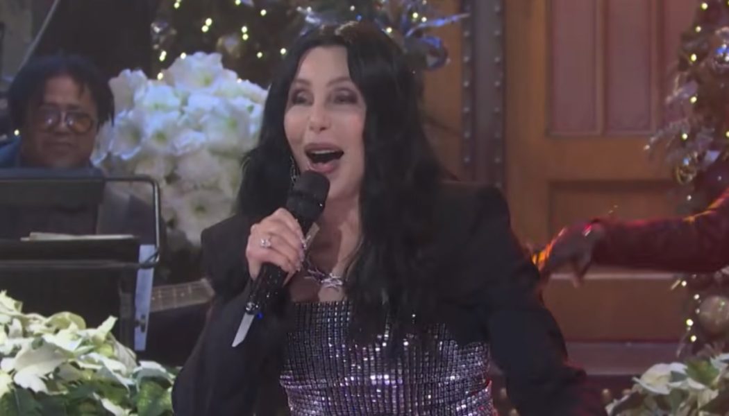 Cher Returns to SNL After 40 Years with Christmas Performances