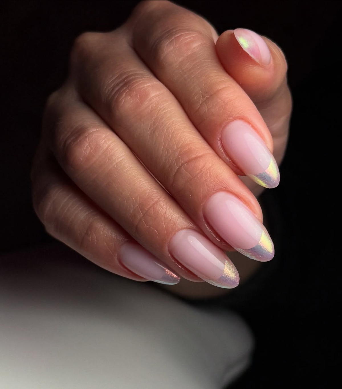 A chrome French manicure by Valeriia Telemaniuk.