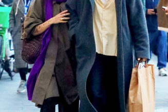 Cool Girls Everywhere Are Going to Run to Buy the ‘90s-It-Girl Heel Trend Zoë Kravitz Just Wore