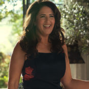 D'Arcy Carden on Loot, Dual Accents, and Making Out with Maya Rudolph: Podcast