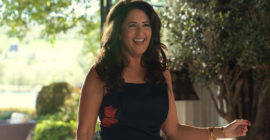 D’Arcy Carden on Loot, Dual Accents, and Making Out with Maya Rudolph: Podcast