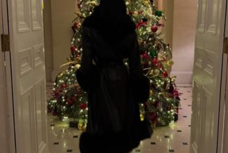 Every Chic Individual Is Wearing "Goth Christmas" Nails Right Now—6 Vampy Sets I'm Currently Obsessing Over