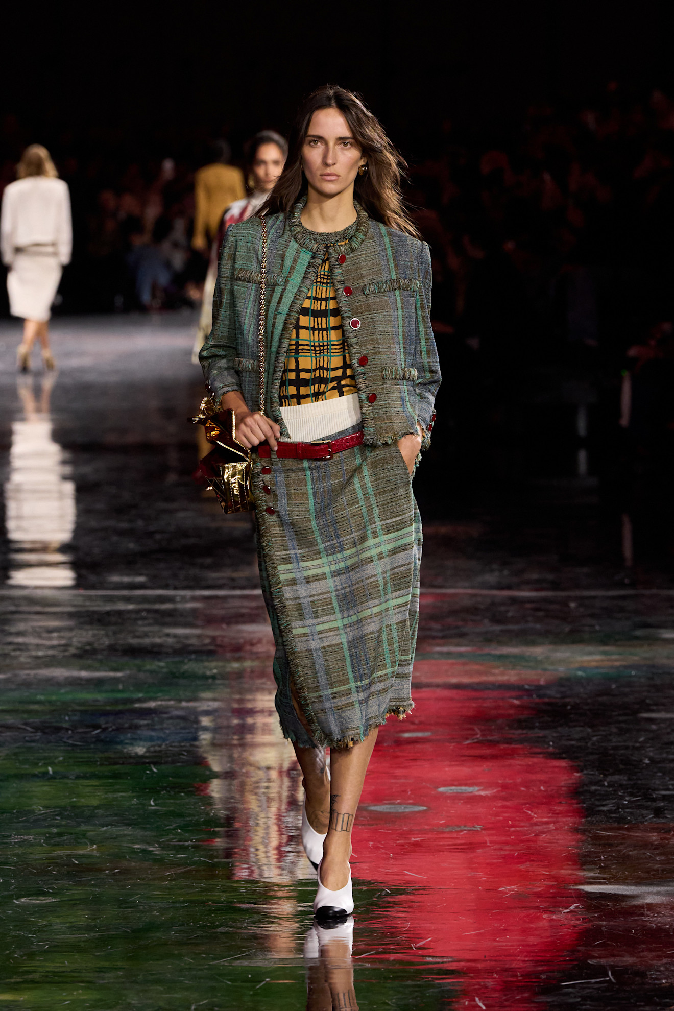 Model walking on the spring/summer 2026 Chanel runway.