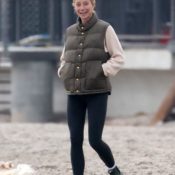 Gwyneth Just Wore the Aristocratic Colour Trend That Instantly Elevates Black Leggings