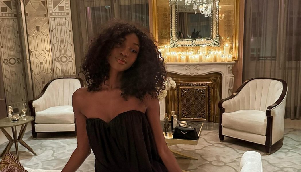 If You Want to Smell Like a Twinkling Glass of Expensive Champagne, These Perfumes Are Made for You