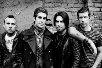 Jane's Addiction Members and Perry Farrell Reconcile But Confirm Band Is Broken Up