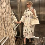 Kelly Rutherford Is the Queen of Iconic Elevator Selfies—These Are the Beauty Products Tucked Away in Her Birkin