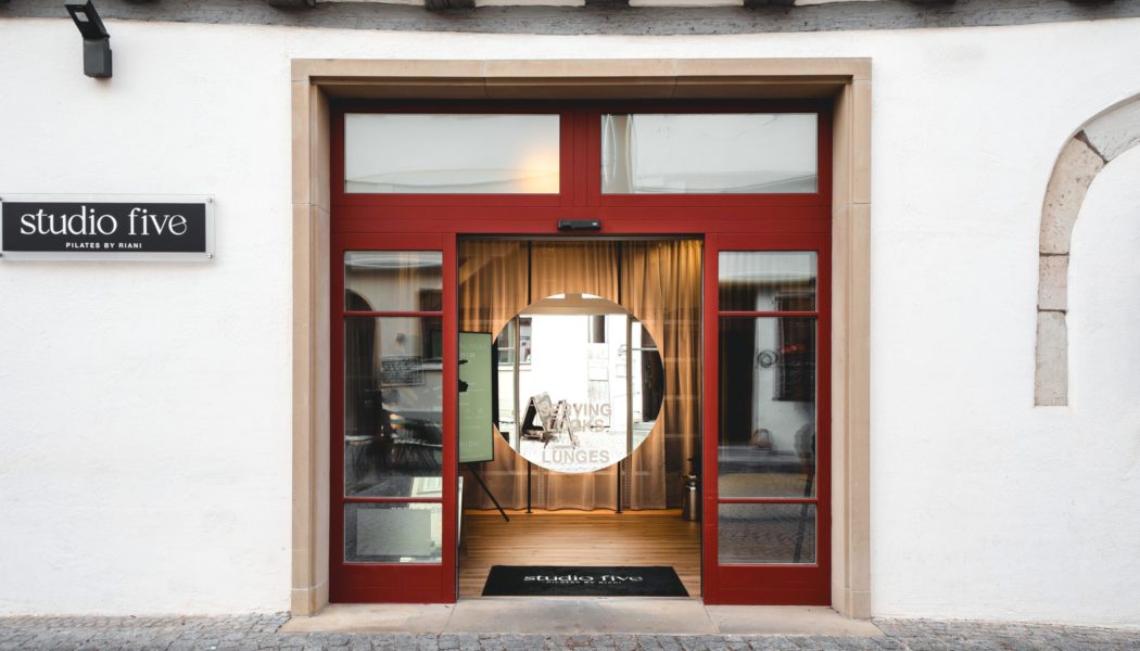 Lifestyle-Welt: Riani eröffnet Pilates-Studio