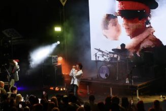 Noah Weiland Performs STP Classics and More in Honor of Late Dad Scott Weiland