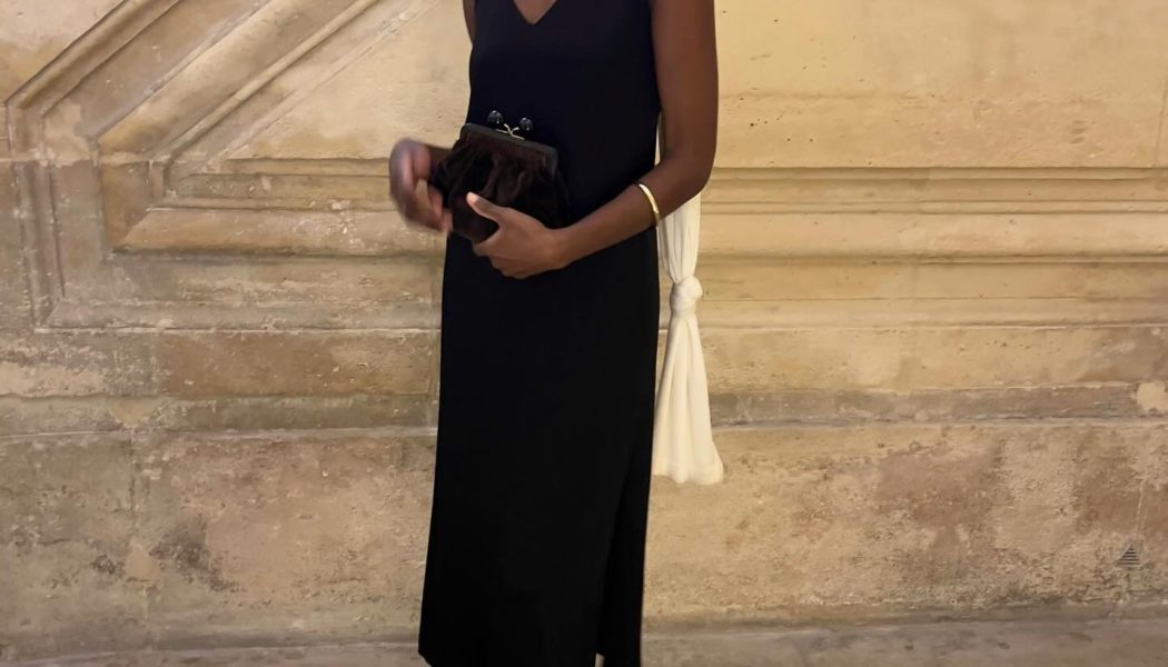 Not Flats, Not Boots, Parisians Are Wearing This Elegant Shoe Trend On Repeat Right Now