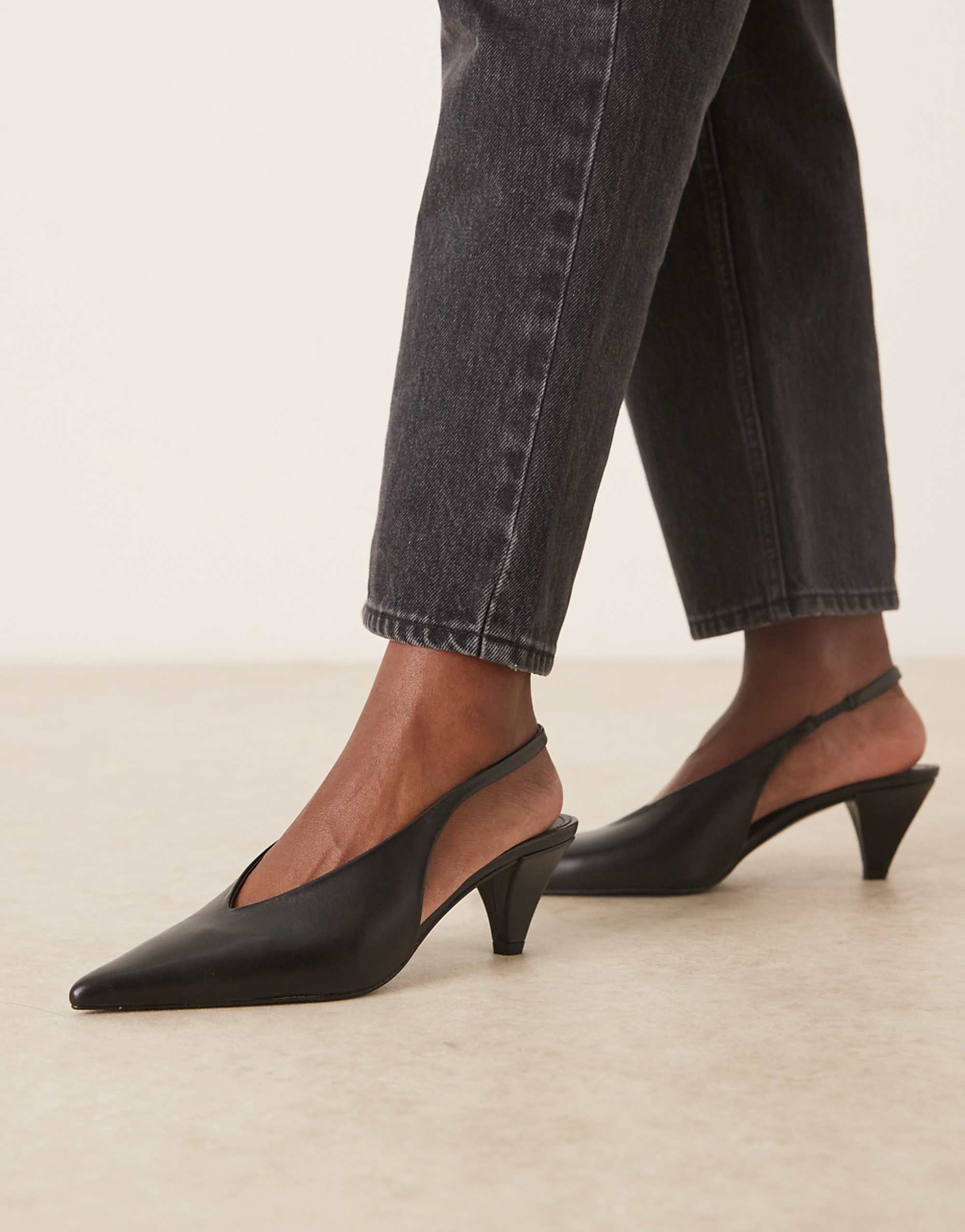 Mango Leather Sling Back Pointed Heel in Black