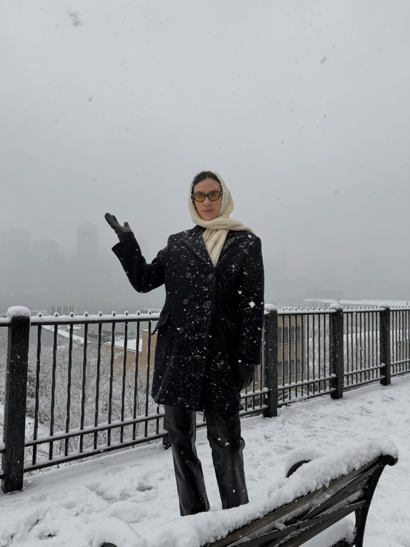 Alexa Chung wearing leather pants in 2025.