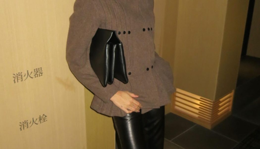 Not Jeans, Not Leggings: The Dated Pant Trend Hailey Bieber and Alexa Chung Are Adding Back Into Their Rotations