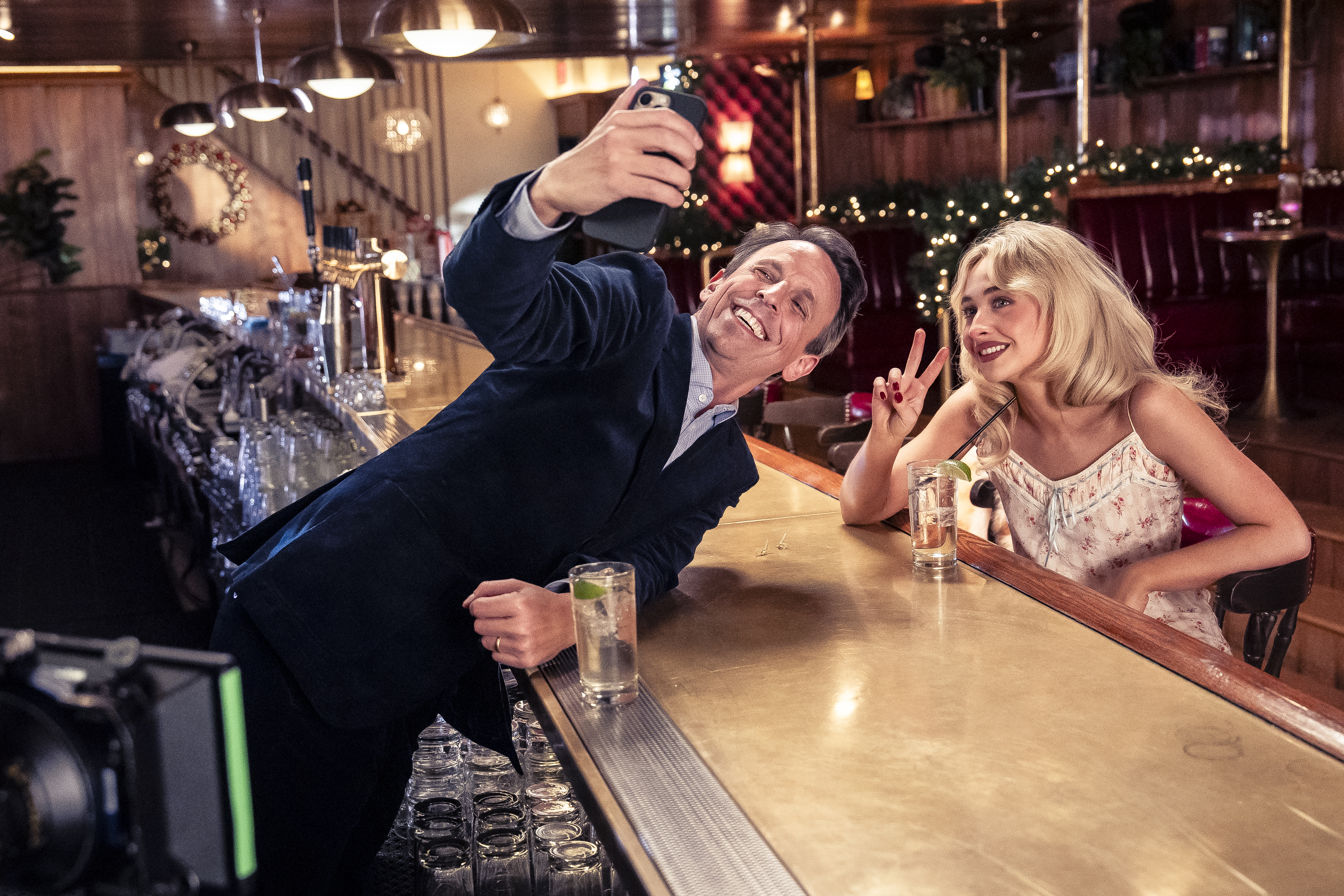 Sabrina Carpenter appears on Seth Meyers