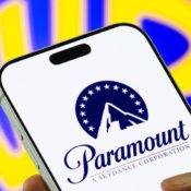 Paramount Launches $108 Billion USD Hostile Bid for Warner Bros. Discovery