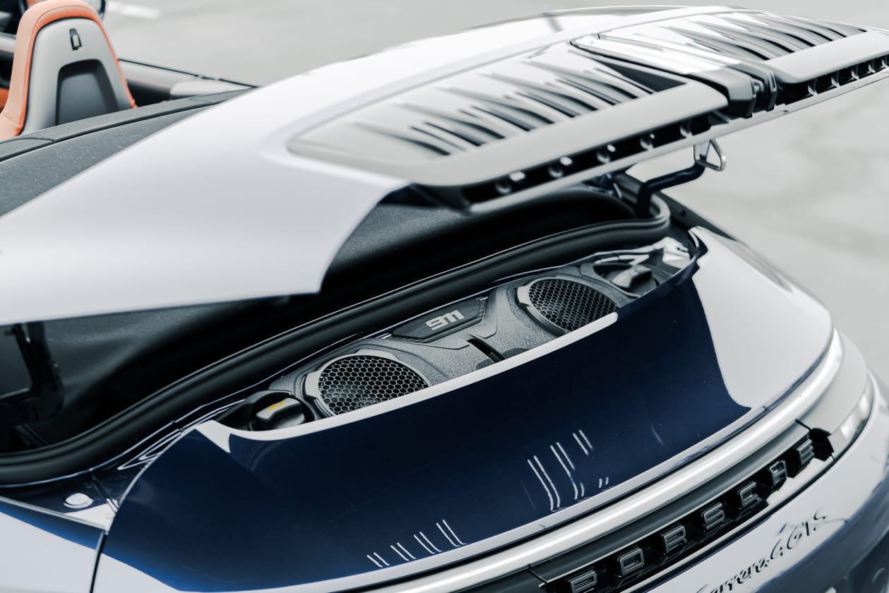 Porsche 911 Carrera 4 GTS 992.2 Test Drive Review C4 New Generations