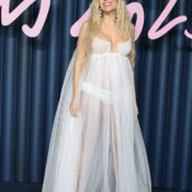 Sienna Miller Just Staged a Pregnancy Reveal in a 100% Sheer Dress on the Red Carpet