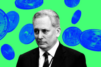 Silicon Valley is rallying behind a guy who sucks