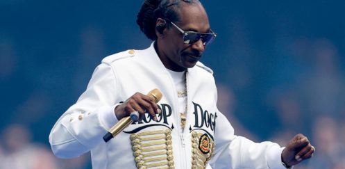 Snoop Dogg to Headline Netflix's NFL Christmas Halftime