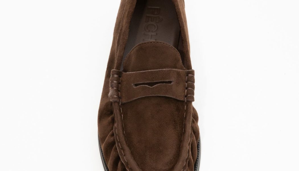 This TikToker "Unintentionally Ran an 8-Minute Mile" in These Loafers—They're That Comfy