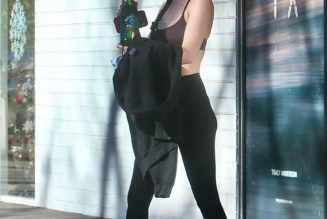 Tracy Anderson, Glass Mountain Valley, and *These* Black Sneakers—Meet the "Rich" Winter Workout Uniform