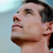 Alex Honnold Attempts Free Solo Ascent of Taipei 101