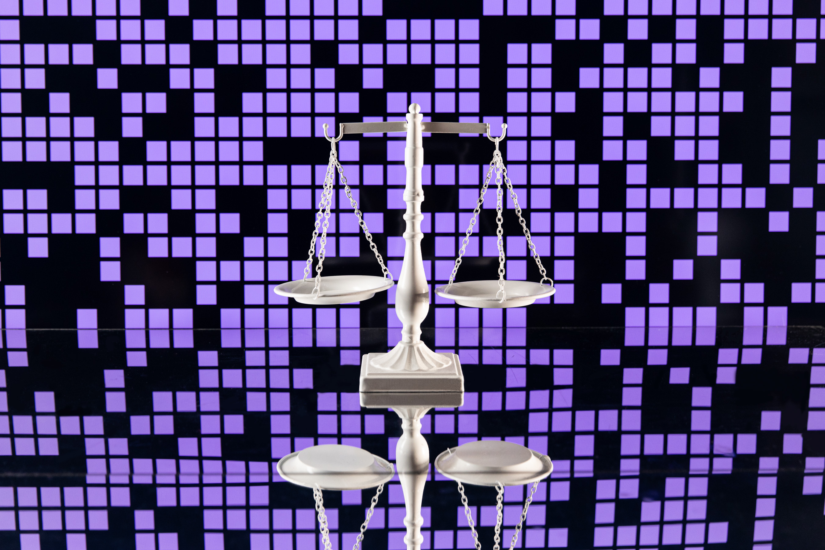 258228_AI_Legal_system_AKrales_0425_CV