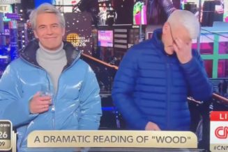 Anderson Cooper Performs a Dramatic Reading of Taylor Swift's "Wood" on New Year's Eve