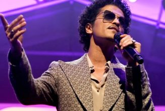 Bruno Mars Adds 30 New Dates to “The Romantic Tour”