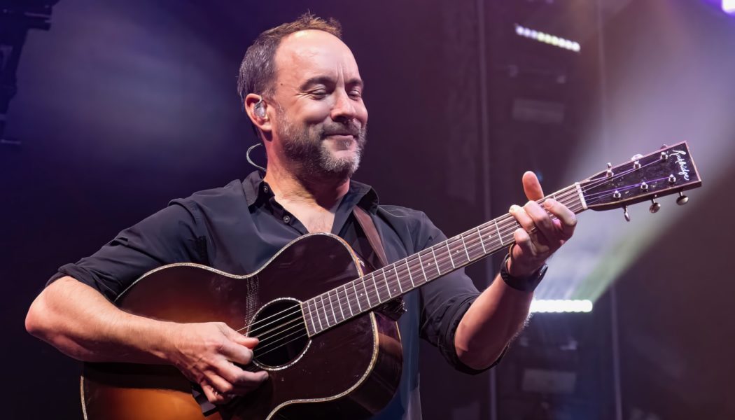 Dave Matthews: I Don't Want My Taxes Dollars Paying for "Masked Thugs" in ICE